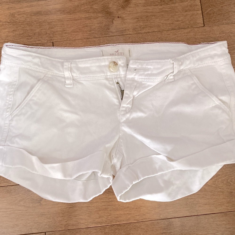 Hollister shorts size 1